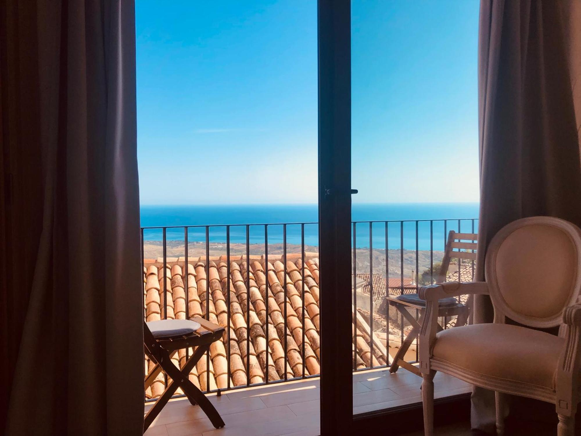 Perla Del Borgo Bed And Breakfast Santa Caterina dello Ionio Luaran gambar